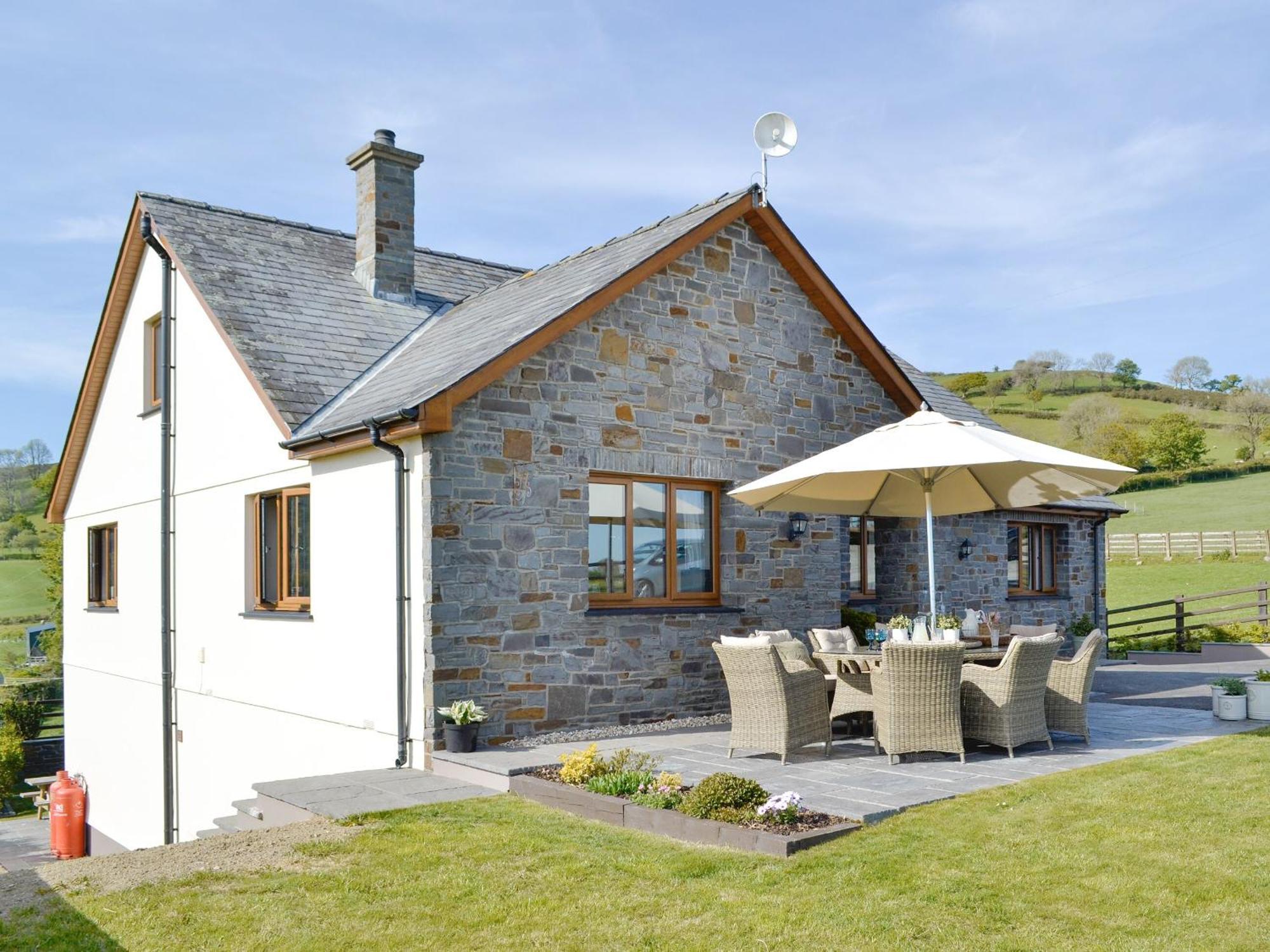 Maes Y Bryn Farmhouse Llanwrda Buitenkant foto